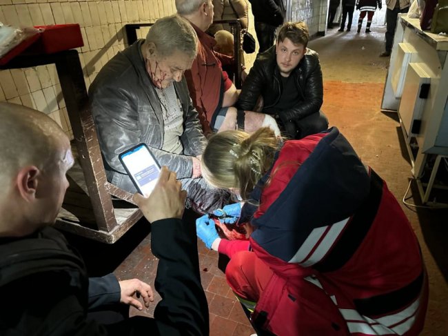 Росія обстріляла Херсон: 1 людина загинула, 7 поранених