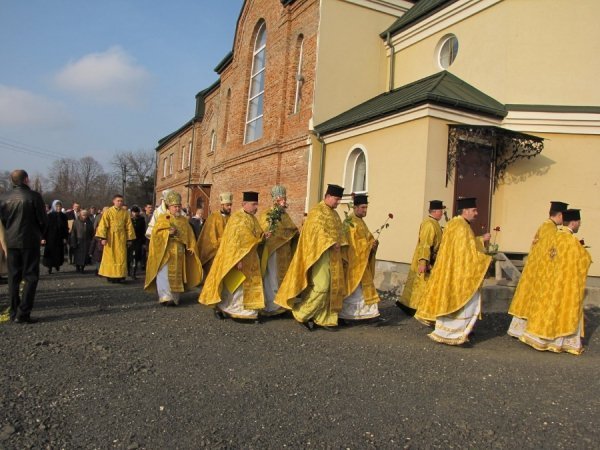 У Луцьку на Дубнівській відкрили нову церкву. ФОТО. ВІДЕО