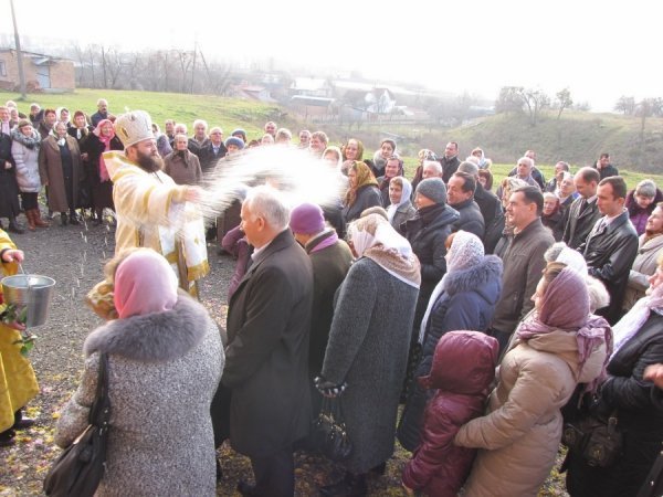 У Луцьку на Дубнівській відкрили нову церкву. ФОТО. ВІДЕО