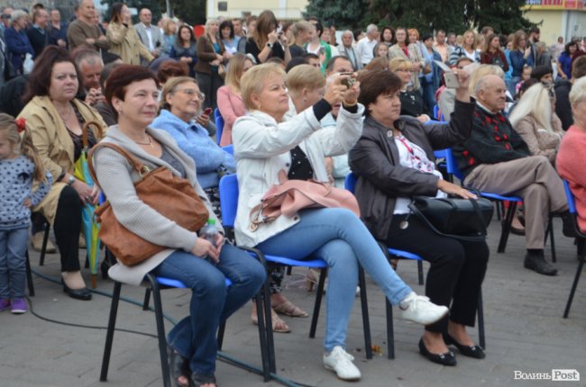 «Симфонія мого міста»: у центрі Луцька грали камерну музику. ФОТО
