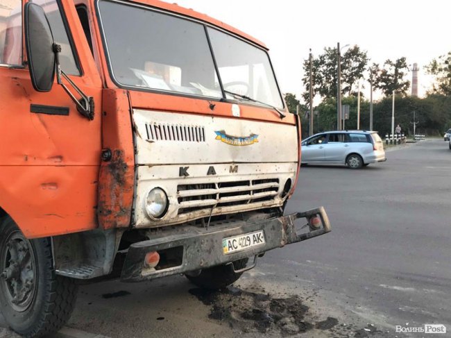 У Луцьку – подвійна аварія. ФОТО