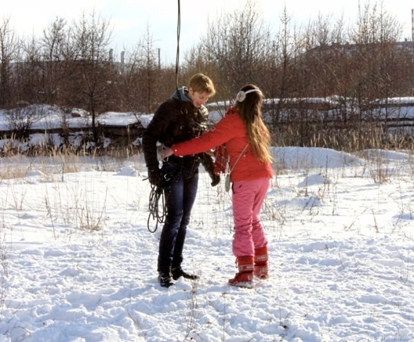 У Луцьку голий чоловік стрибнув з 50-метрової висоти. ФОТО