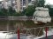 Вулицями західноукраїнського міста після зливи плаває корабель. ВІДЕО
