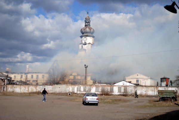 На Львівщині - масштабна пожежа у виправній колонії 