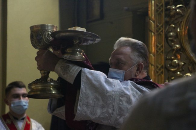 Владика Михаїл відправив різдвяну службу у кафедральному соборі Луцька. ФОТО