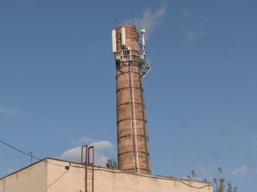 Через ремонт котельні центральні вулиці Луцька до літа залишились без гарячої води