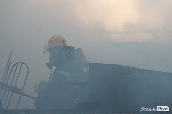 Пожежа в центрі Луцька. ФОТОРЕПОРТАЖ