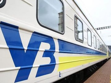 Через ворожі обстріли затримуються потяги, які курсують через Волинь