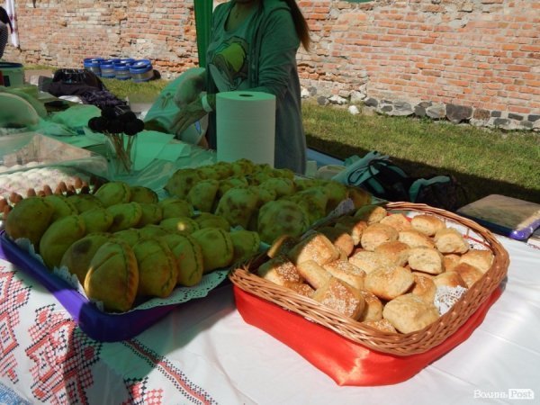У Луцьку стартував перший фестиваль вуличної їжі «Lutsk Food Fest». ФОТО