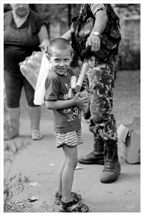 Міноборони розчулило знімками «дітей війни»