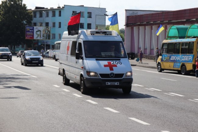 Героя Василя Крищука зустріли у рідному місті. ФОТО