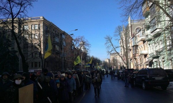 Верховну Раду пікетують тисячі майданівців. ФОТО