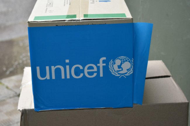 Соцпрацівники Волині отримали маски та рукавички від ЮНІСЕФ