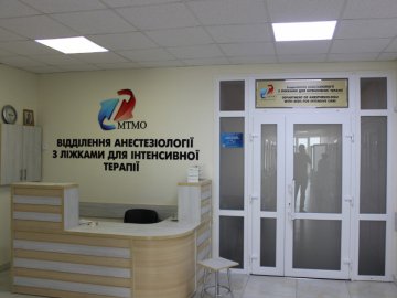 Почали відмовляти нирки: волинські медики допомогли чоловіку, який пролежав нерухомо декілька днів