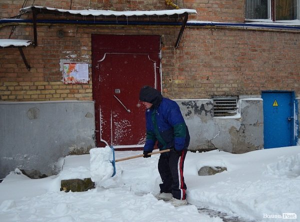 Луцьк замітає снігом. ФОТО