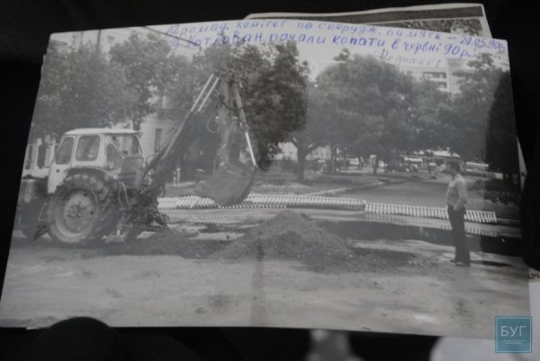 Жителі волинського містечка бунтують через зникнення монумента Шевченку. ФОТО