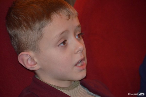 Свято кожному: майже півтисячі маленьких лучан отримали святкові подарунки