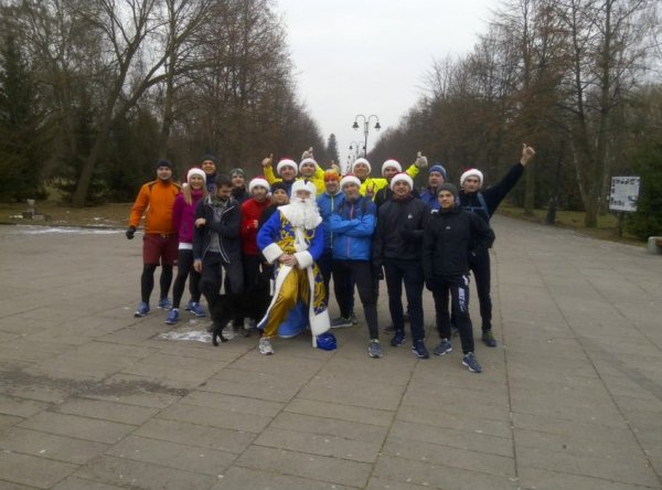 У луцькому парку новий рік розпочали з пробіжки