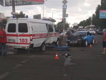 На Волині трапилася аварія за участю «швидкої» та «Жигуля»