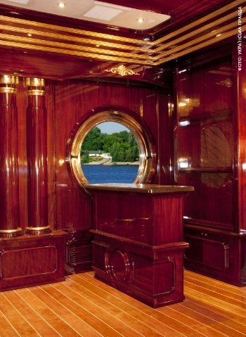 У Януковича є палац на воді, який коштує 75 мільйонів гривень. ФОТО