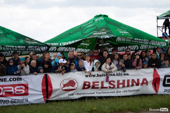 У Луцьку відбулися видовищні авто- і мотогонки. ФОТОРЕПОРТАЖ