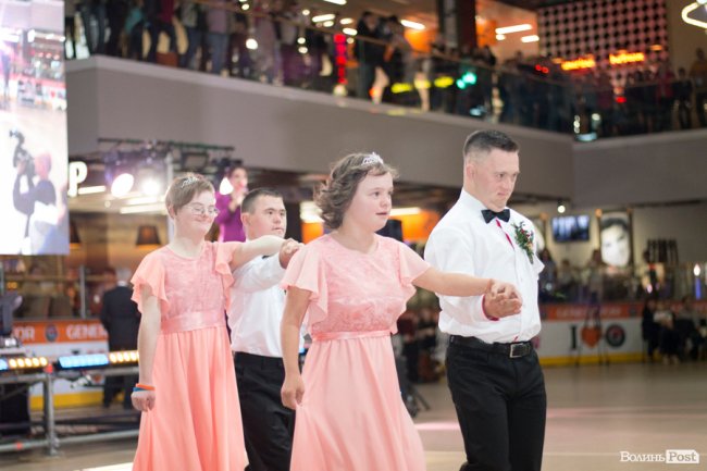 Свято з душею: у Луцьку відбувся «Осінній бал». ФОТО