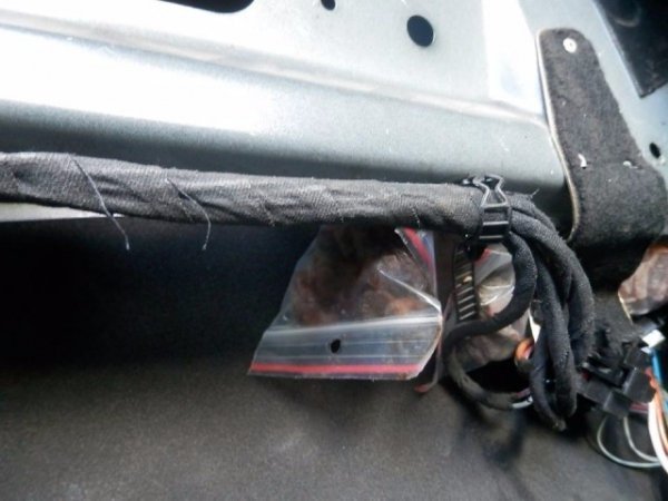 Чергову партію «сонячного каміння» затримали на Волині