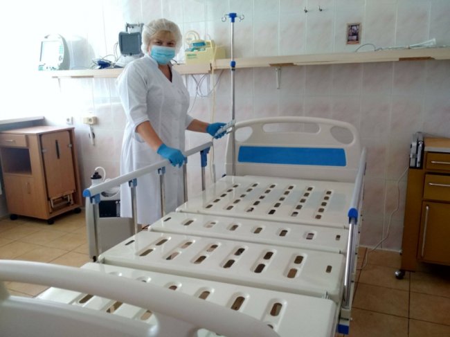 Для волинської лікарні придбали нові реанімаційні ліжка. ФОТО