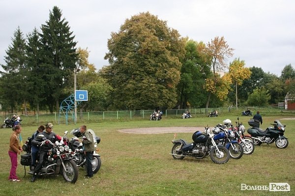 Байкери і благодійність: мотопікнік для дітей з інтернату. ФОТО