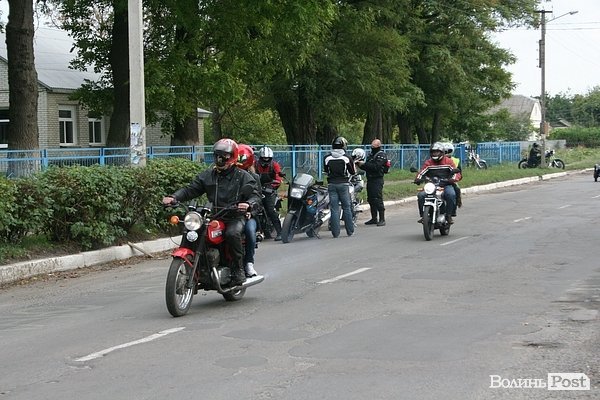 Байкери і благодійність: мотопікнік для дітей з інтернату. ФОТО