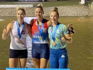 Луцька веслувальниця виборола медалі на змаганнях у США