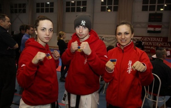 Луцькі каратисти привезли з Угорщини «золото» і «срібло». ФОТО