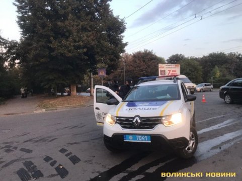 У Луцьку зіткнулися два легковики, одну жінку госпіталізували. ФОТО