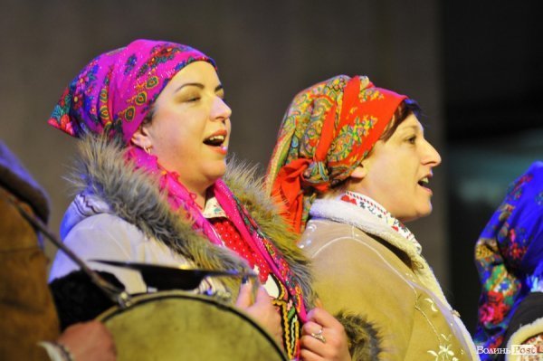 Різдвяний концерт у Луцьку: вальс, вірш і віншування