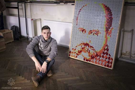 Волинянин створив портрет Шевченка із кубиків Рубика