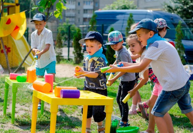 Клуб свідомого батьківства «Бджілка Майя» – там, де живе любов! ФОТО*