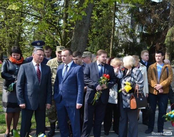 У Луцьку вшанували пам’ять загиблих ліквідаторів Чорнобильської аварії. ФОТО