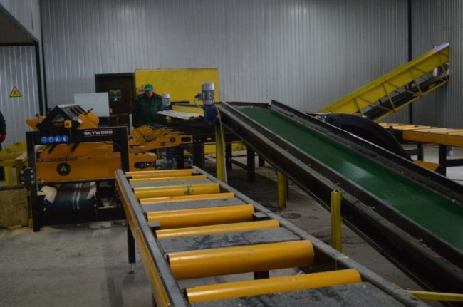 Волинський лісгосп запустив нову сучасну лінію з переробки деревини. ФОТО