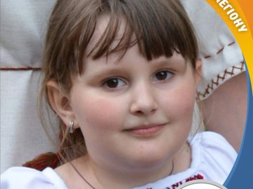 Тата пам'ятає тільки з фотографій: просять привітати зі святом доньку загиблого бійця