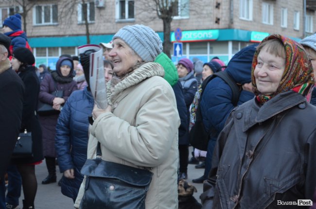 Повстанські пісні, зізнання в любові і до чого тут ва(Зе)лін: як на Волинь Порошенко приїздив. ФОТОРЕПОРТАЖ