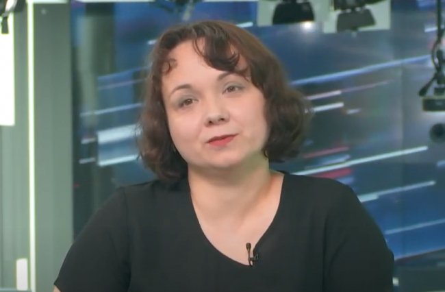 Депутати шести фракцій Луцької райради підводили підсумки сесії у прямому ефірі телеканалу. ВІДЕО