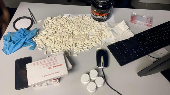 В аеропорту «Одеса» прикордонний пес виявив у іноземця наркотиків на мільйон гривень