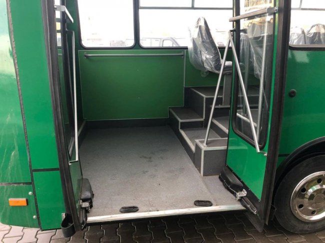 У луцькому сервісному центрі МВС вперше зареєстрували електробус. ФОТО