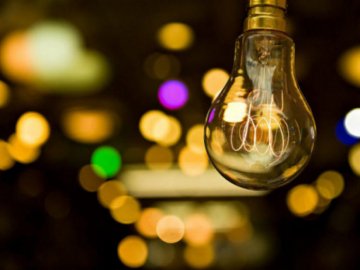Де у Луцьку будуть відключати світло 27 серпня. АДРЕСИ