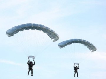 Росія втратила 90% своїх найкращих десантників, – Христо Грозєв