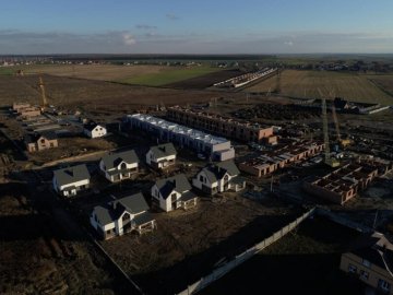 Показали нові фото з будівництва у «Струмочку»*