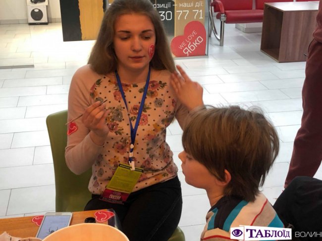 У РЦ «Промінь» завершилась благодійна акція «Серце до серця»*