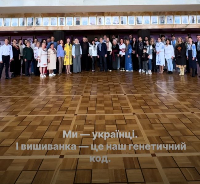 «Це наш прапор, тільки на полотні»: луцькі театрали зняли щемливе відео до Дня вишиванки