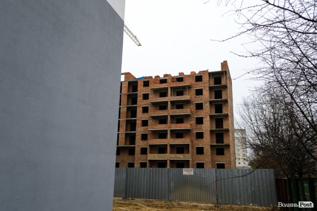 Затишне місце для кожного: у Луцьку продовжують будувати «карамельний» житловий комплекс. ФОТО*