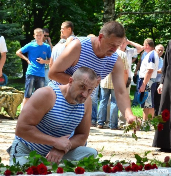 Луцьком пройшов «десант-парад». ФОТО
